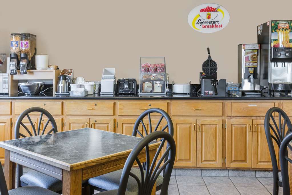 Super 8 by Wyndham Sioux City South - photo 15