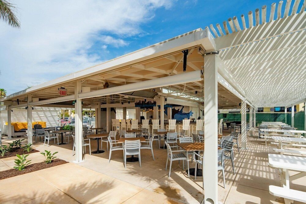 St Pete Shores Hotel - photo 33