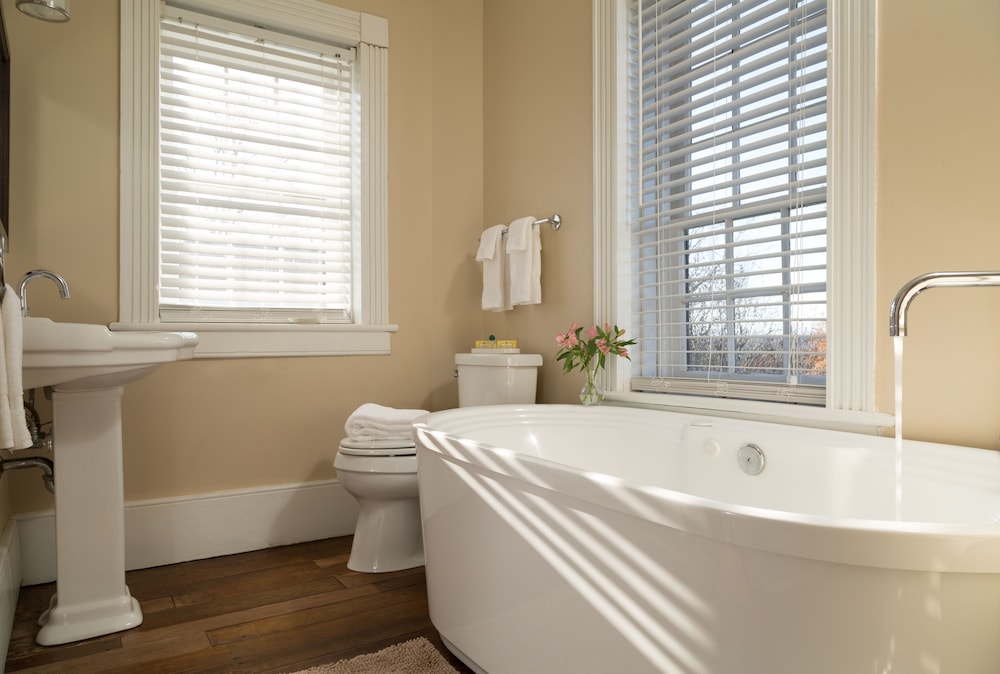 The Estate at Meander - photo 46