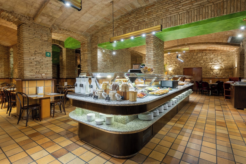 מזון ומשקאות