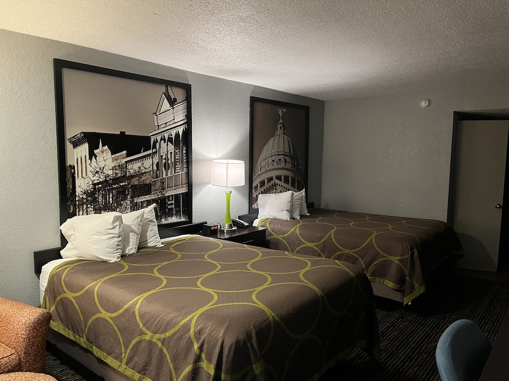 Super 8 by Wyndham Meridian - photo 14
