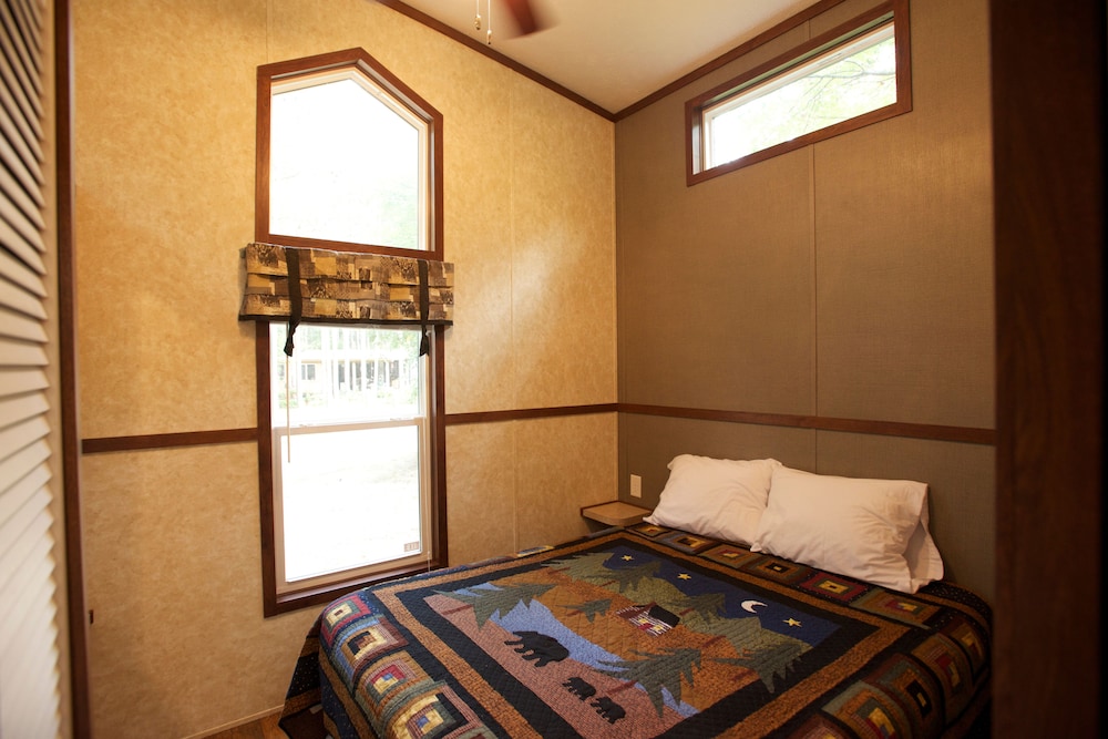 Yukon Trails RV & Camping Resort - photo 2
