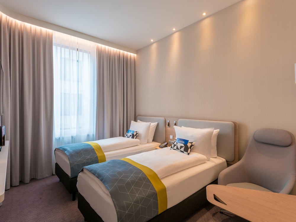 Holiday Inn Express Hotel & Suites Schulenburg by IHG - photo 20