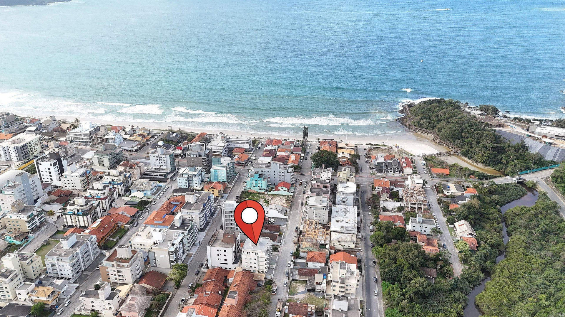 Apartamento a 200m da Praia de Bombas