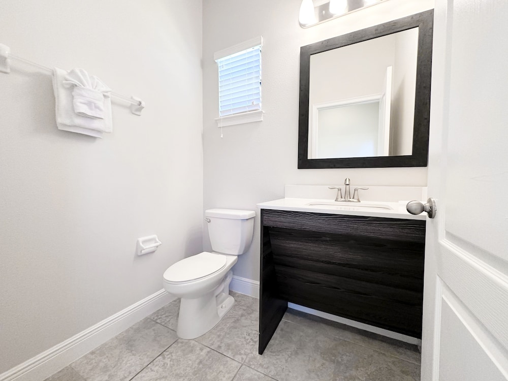 Balmoral Resort 210bp 4 Bedroom Home by RedAwning - photo 23
