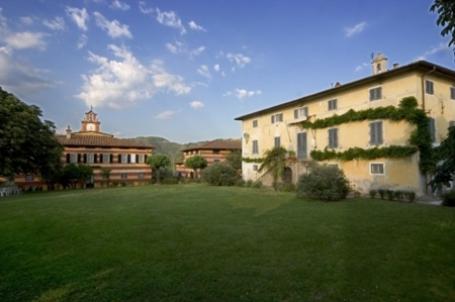 Fattoria di Camporomano - carbon neutral hotel in Massarosa