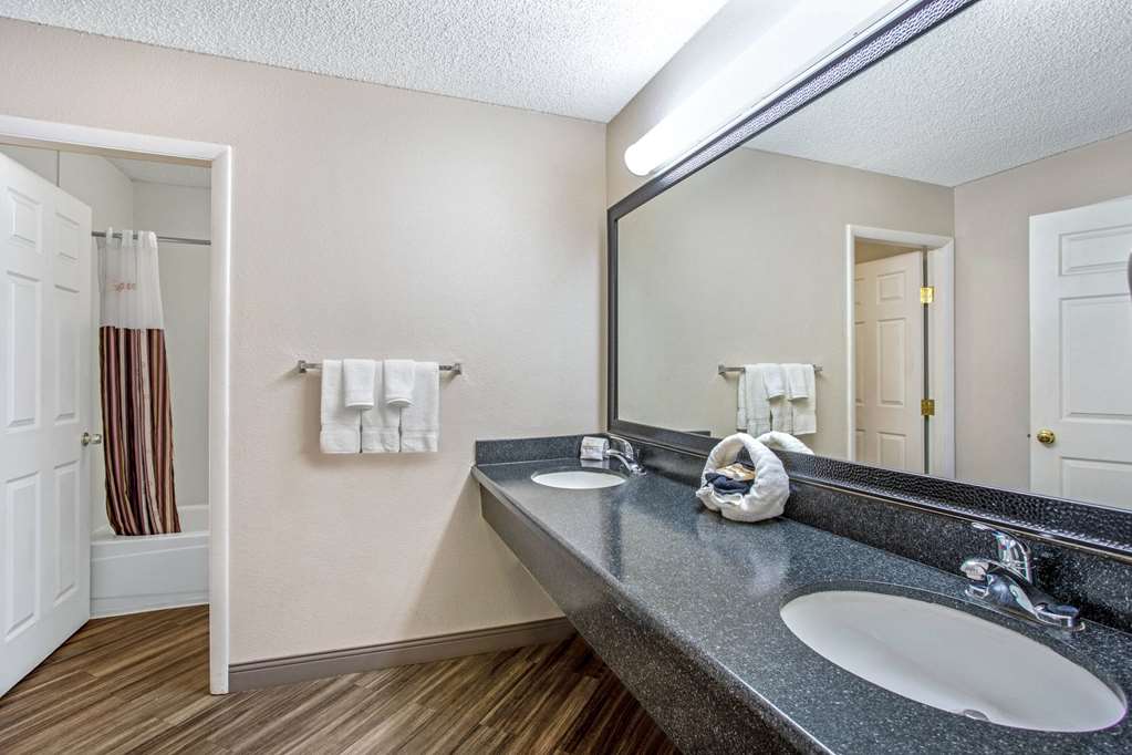 La Quinta Inn by Wyndham Tucson East - photo 20