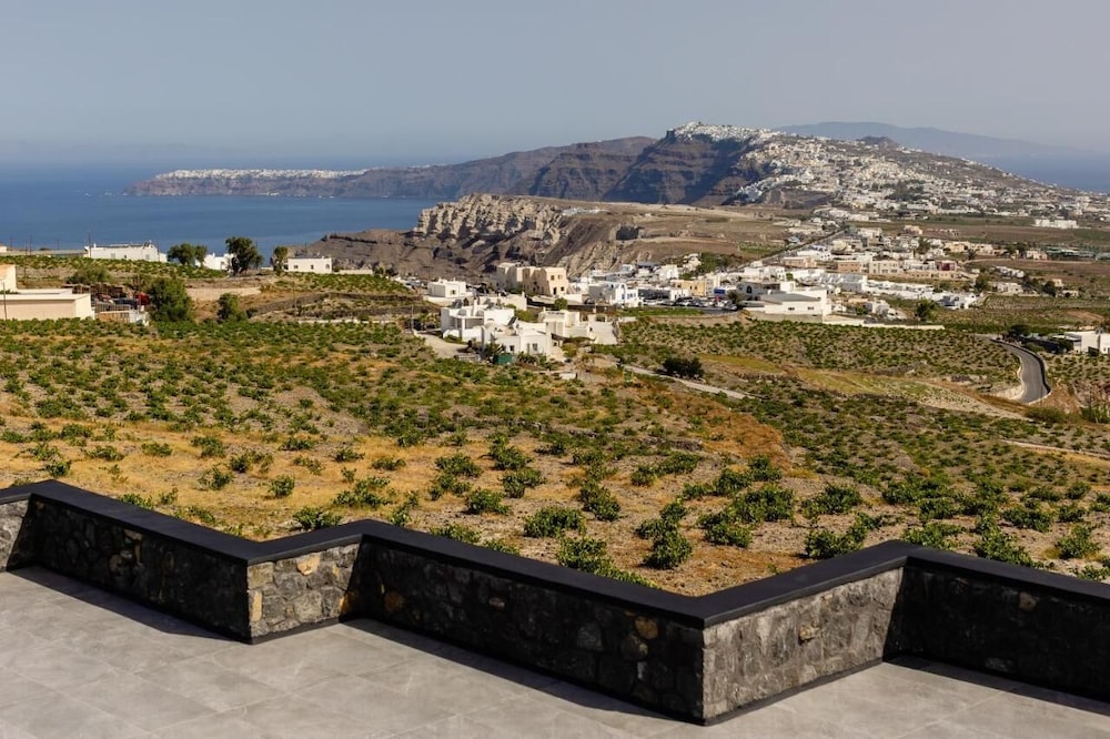 Spitia Agios Antonios — Pyrgos — photo 2