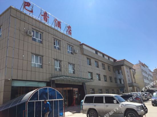 Bayin Hotel — hotel in Hejing