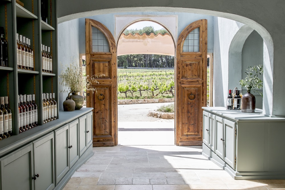 Domaine Rabiega - carbon neutral hotel in Flayosc