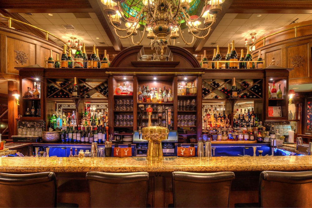 Madison Hotel - photo 43
