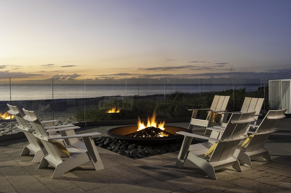 Edgewater Beach Hotel - photo 42