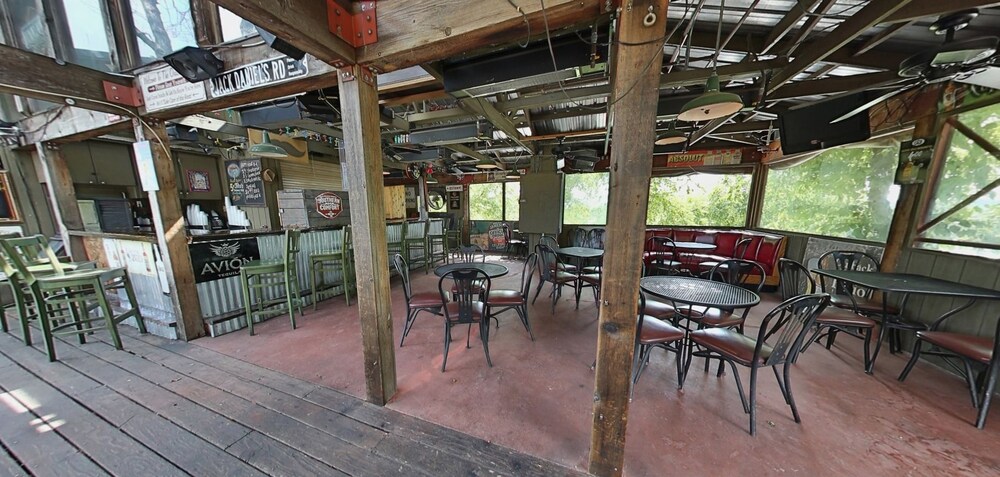 Outback Roadhouse Motel and Suites - photo 12