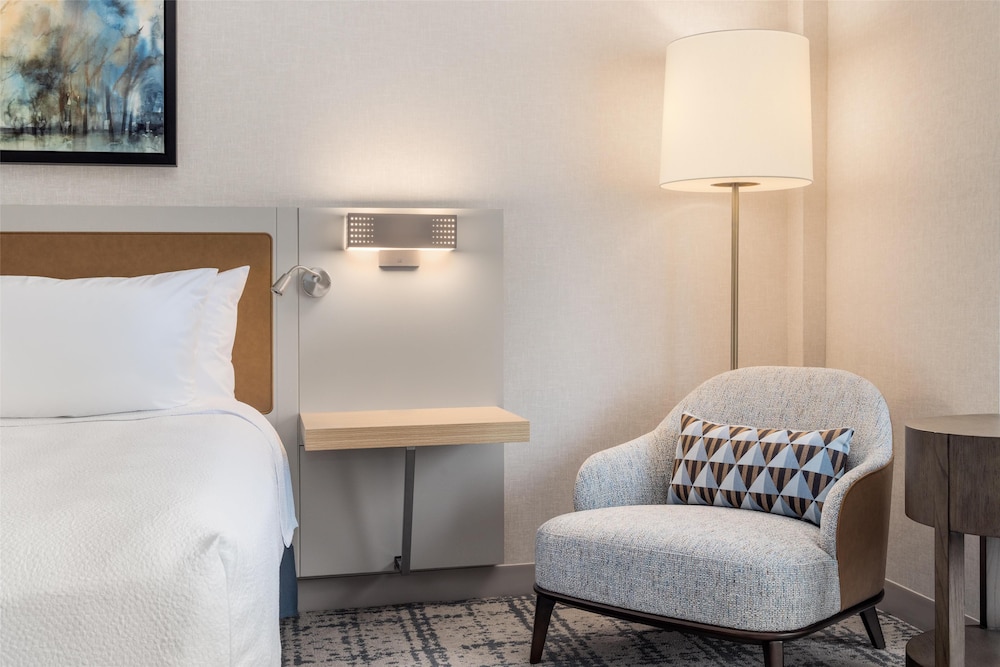 Hilton Garden Inn Arlington Shirlington - photo 11