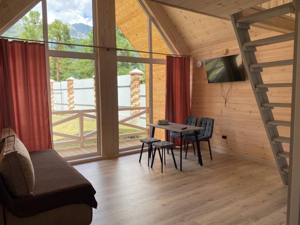 Geser Arshan Guest House 22302120 — Arshan