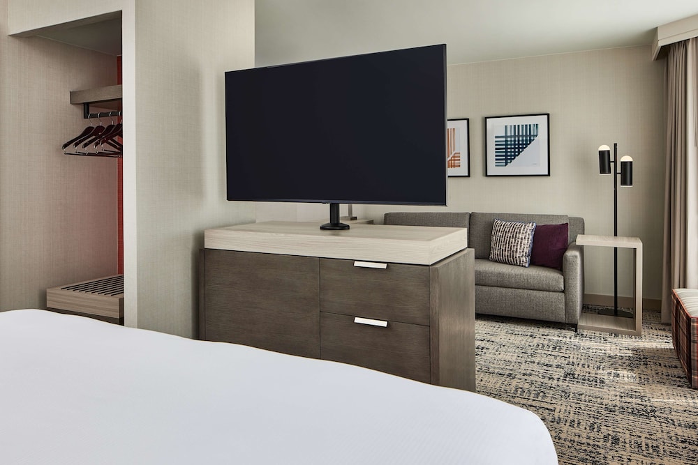 Hilton Kansas City Country Club Plaza - photo 22