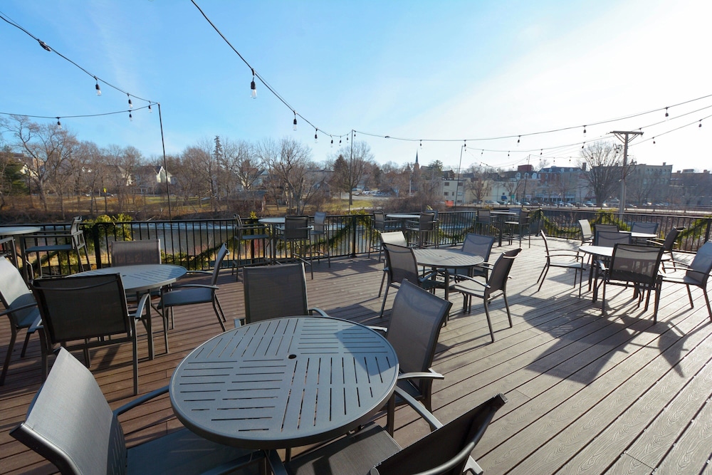 Fairfield Inn and Suites by Marriott Northfield - photo 20
