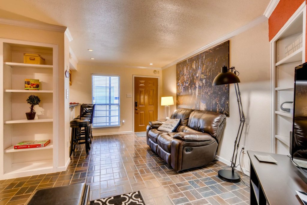 Residences at The Railyards Downtown Austin — Austin — photo 5