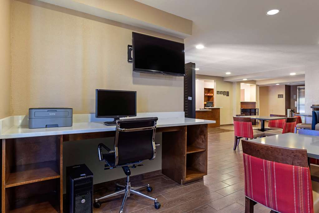Comfort Inn N Myrtle Beach Barefoot Landing - photo 23