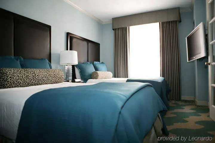 The Mayfair Hotel - photo 11