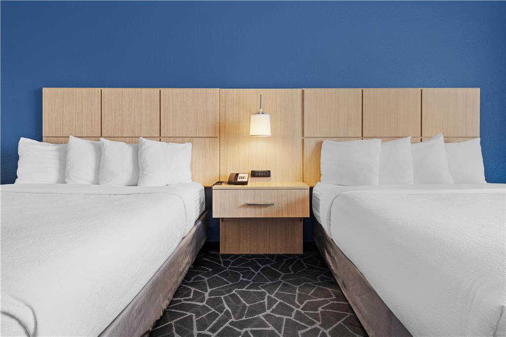 Best Western Eau Claire South - photo 12
