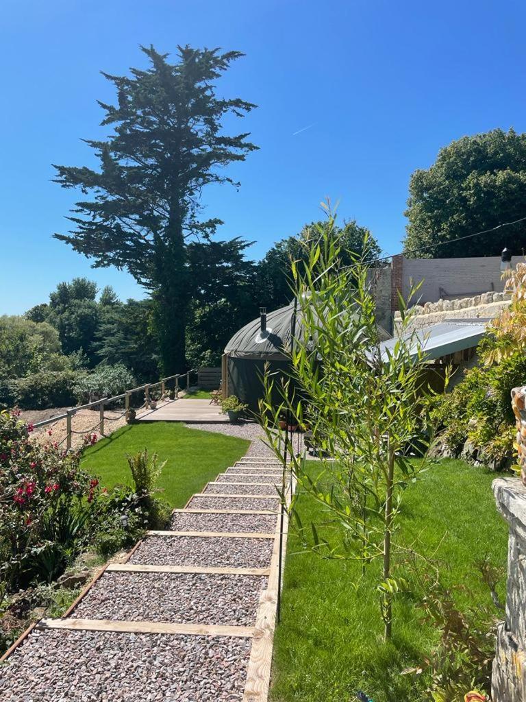 Puckaster Cove Luxury Yurt in Ventnor, United Kingdom