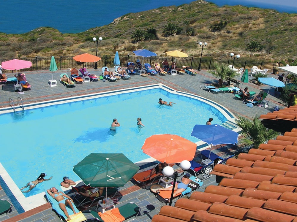 Pennystella Apartments — 4-Star Luxury Hotel in Irakleion, Greece