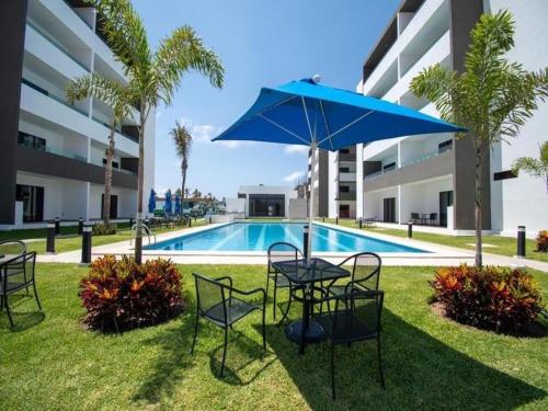 Marina Cerritos: Rooftop Pools Near Beach — 4-Star Luxury Hotel in Mazatlan, Mexico
