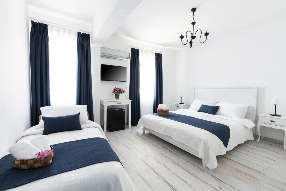 Teos Otel — Bozcaada — photo 5