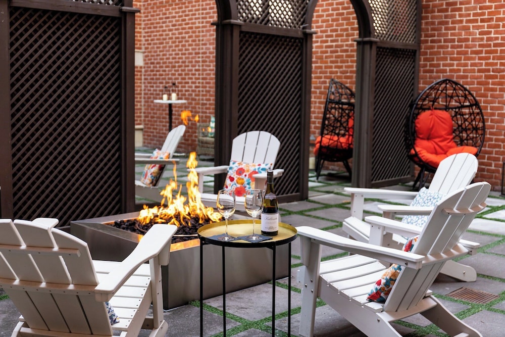 Archer Hotel Old Town Alexandria - photo 81