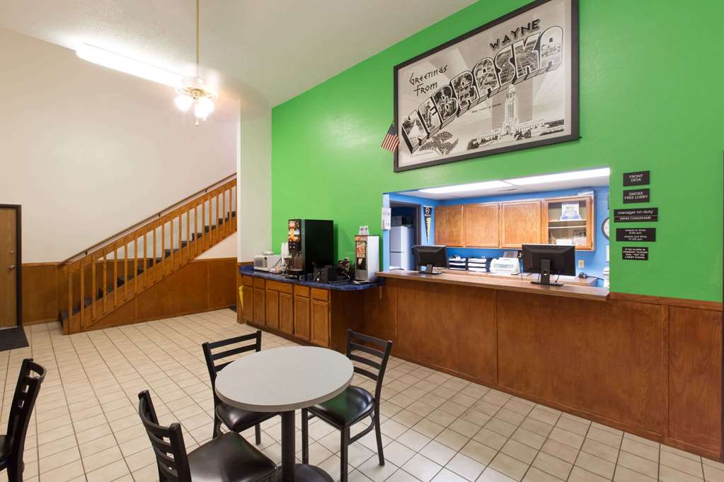 Super 8 by Wyndham Wayne - photo 4