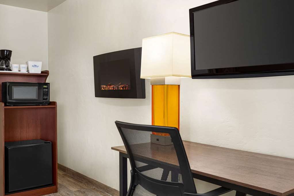 Baymont by Wyndham Fort Bragg - photo 17