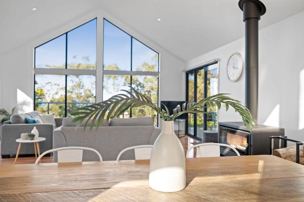 Blue Horizon Lorne Byo Linen in Lorne, Australia