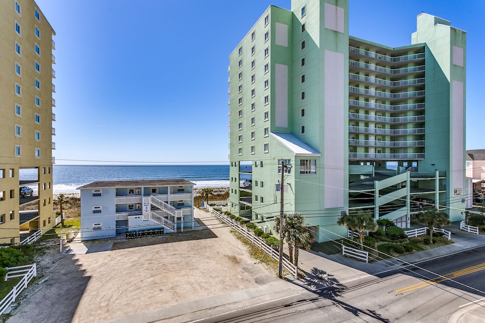 Together Resorts Cherry Grove Resort at 5401 A N Ocean Blvd - photo 41