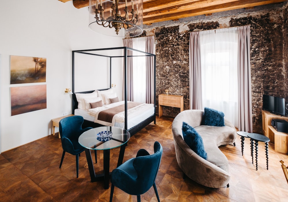 Boutique hotel Corso - carbon neutral hotel in Revnice