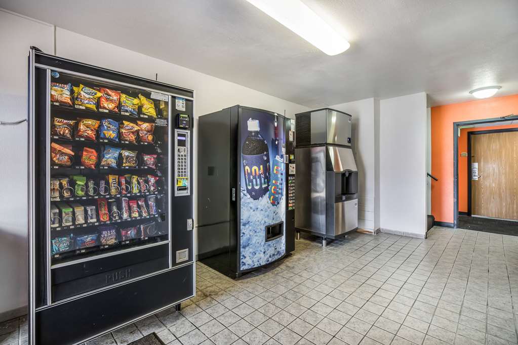 Motel 6 Madison WI East - photo 28