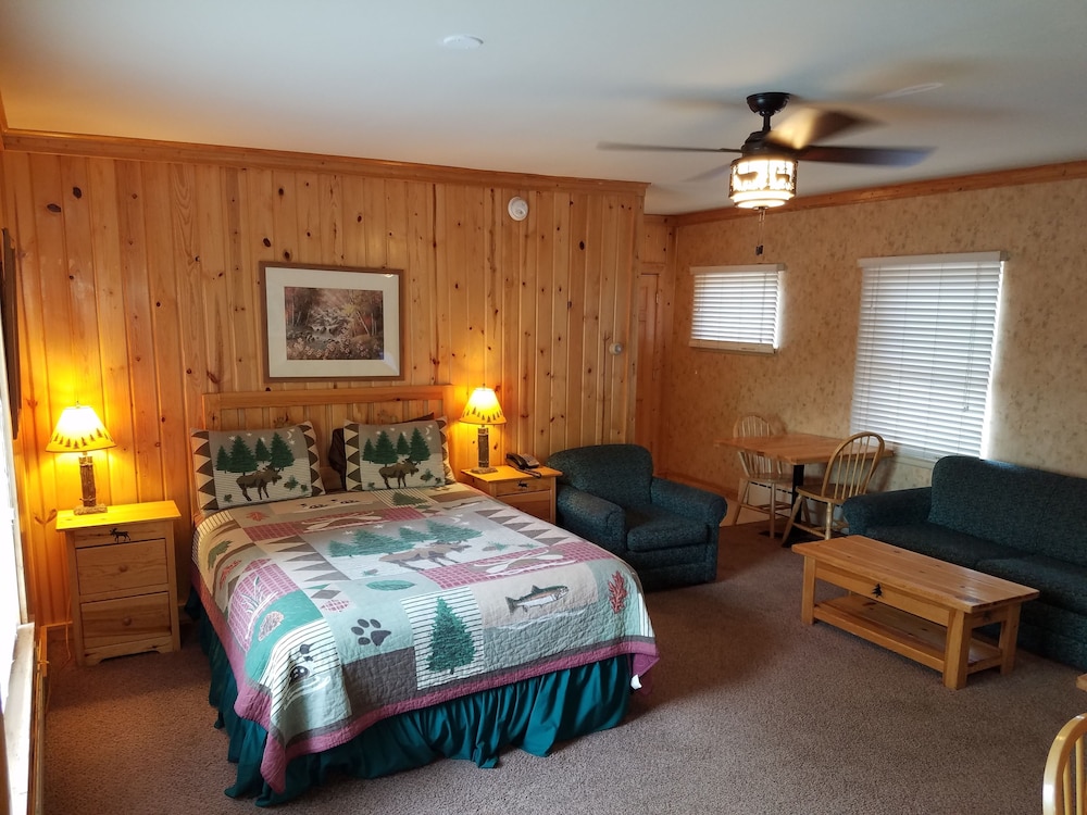 The Willard Munger Inn - photo 5