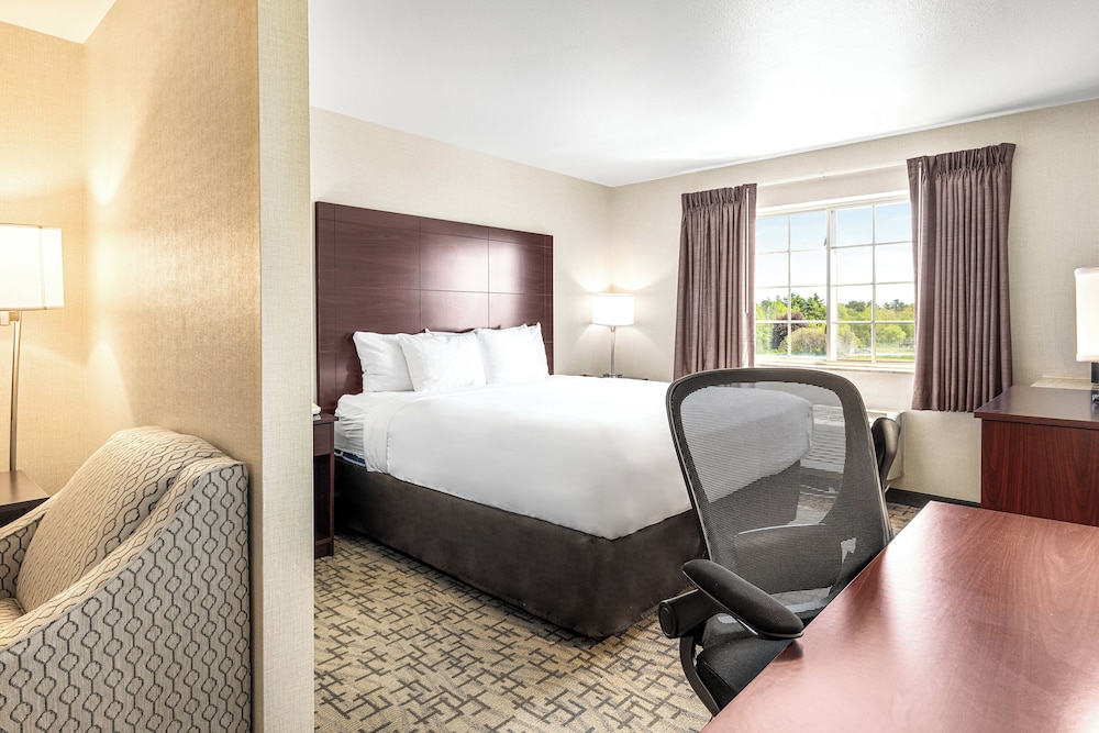 Boarders Inn & Suites Shawano - photo 33