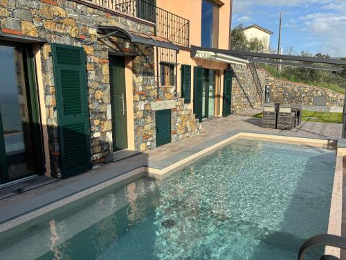 Villa Nina — 4-Star Luxury Hotel in Moneglia, Italy