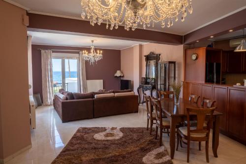 Elegant 3BR Seaside Home with Great View — 4-Star Luxury Hotel in Mytilene, Greece