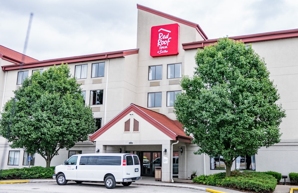 Red Roof Inn Suites Indianapolis Airport - featured photo