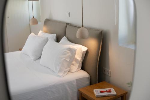 Uliveto Paxos — Unknown City — photo 3