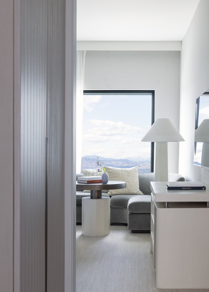 Kimpton Claret Hotel by IHG - photo 8