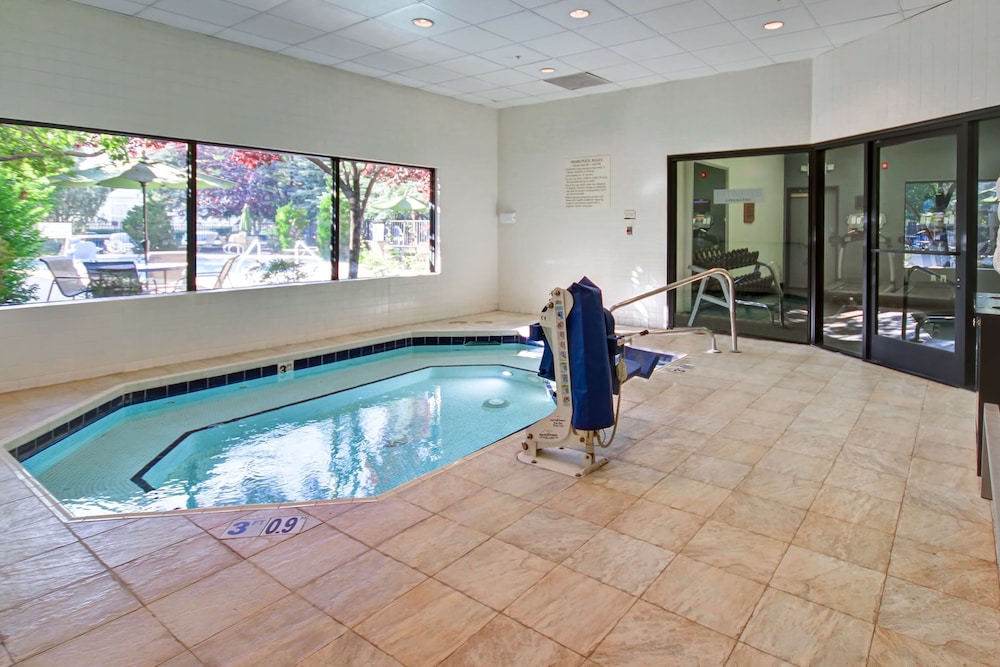 DoubleTree by Hilton Hotel Flagstaff - photo 56