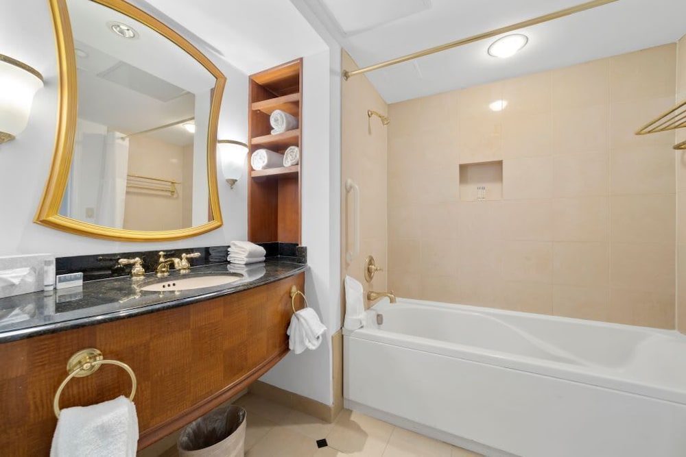 2br 3ba Condo Right Between Hard Rock and Ocean Casino - photo 17