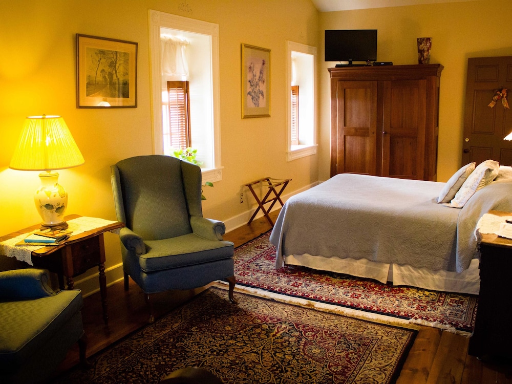 The Stagecoach Inn Bed & Breakfast and Five20 Social Stop - photo 20