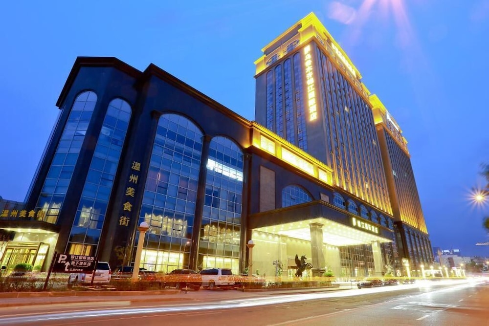Jin Jiang International Hotel Urumqi — hotel in Urumqi