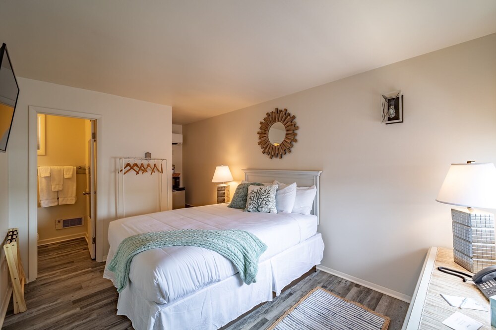Ocean Glass Inn - photo 42