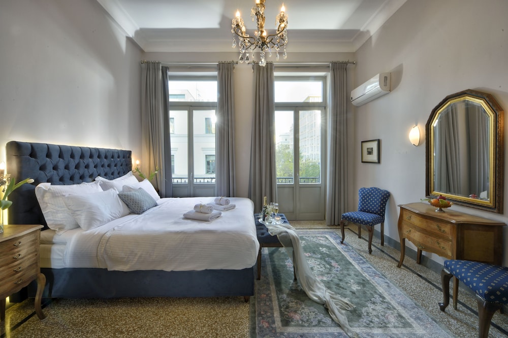 Athenian Vintage Apartments — 4-Star Luxury Hotel in Athens, Greece
