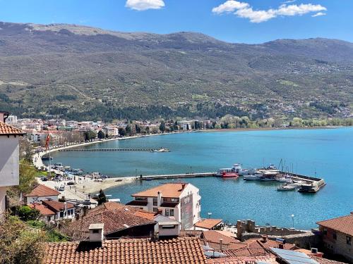 Villa Norvegia — 4-Star Luxury Hotel in Ohrid, Republic of Macedonia